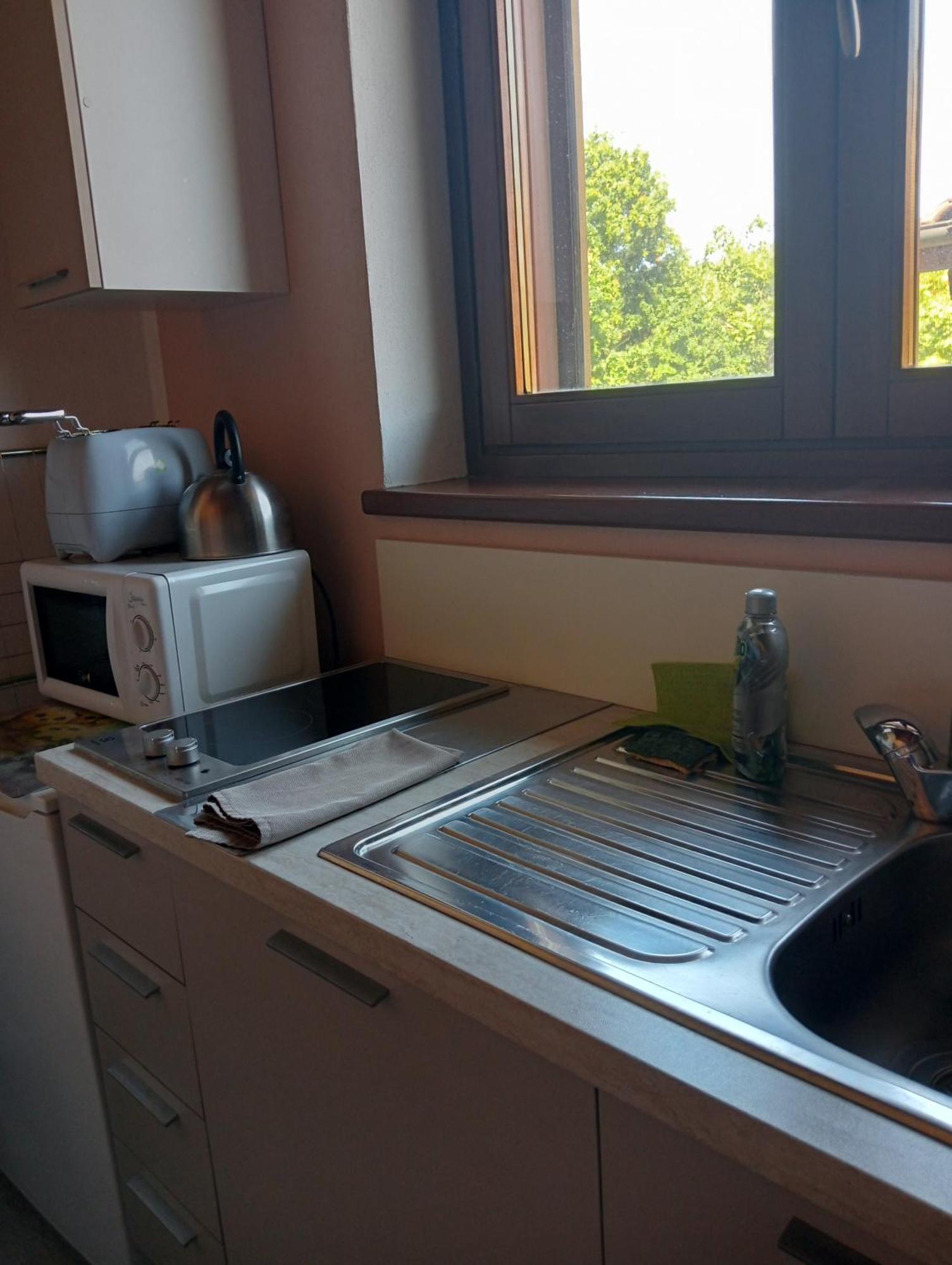 Ferienwohnung Vite Dipinte 1 Bilocale In Langa Novello Exterior foto